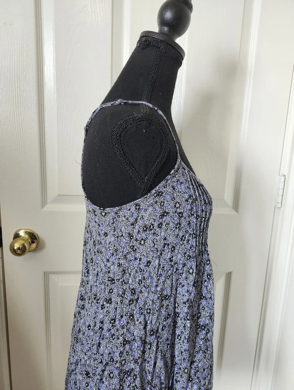 American Eagle Outfitters Lavender Blue Floral Smocked Cami Dress